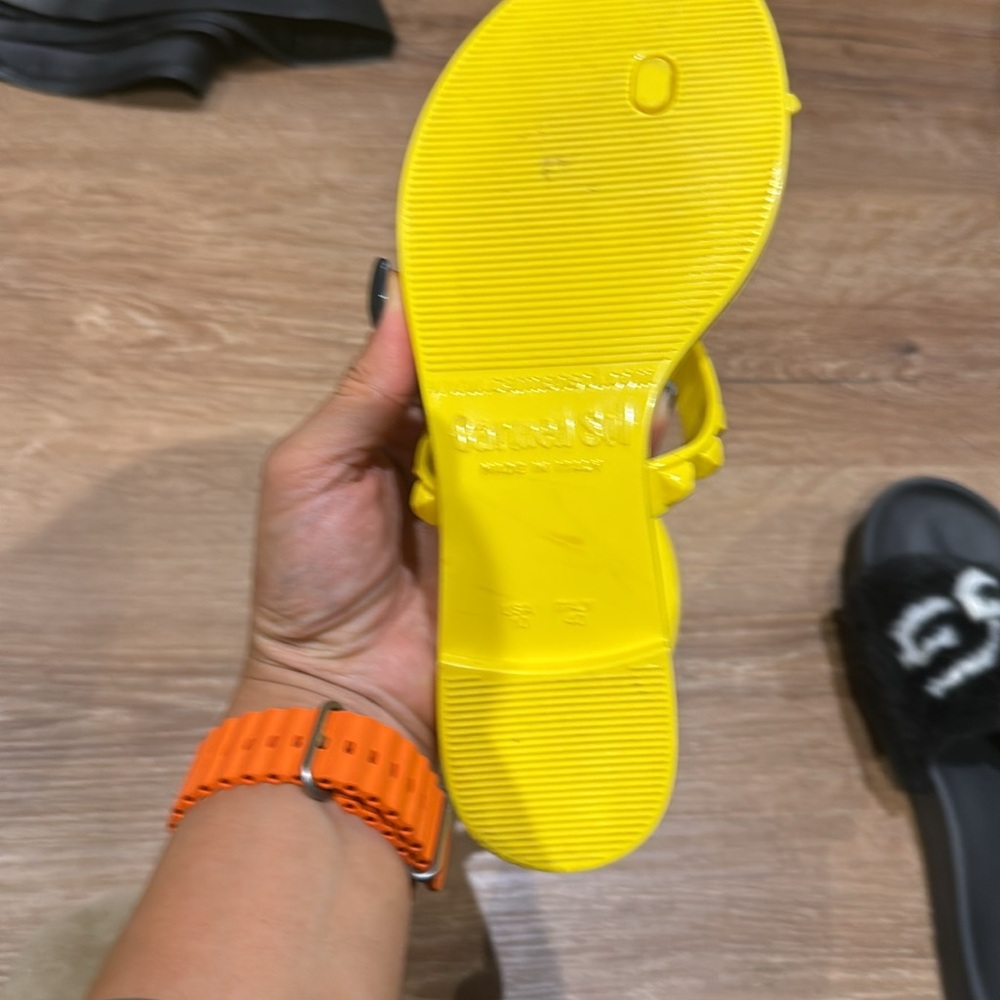 Pre-owned sandals - Picture 4 of 4